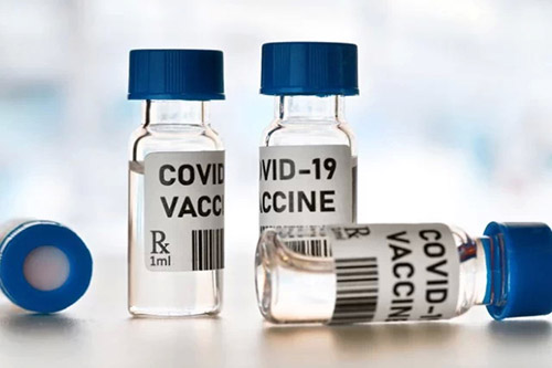 تصویری از چندین ویال واکسن کرونا،کووید 19