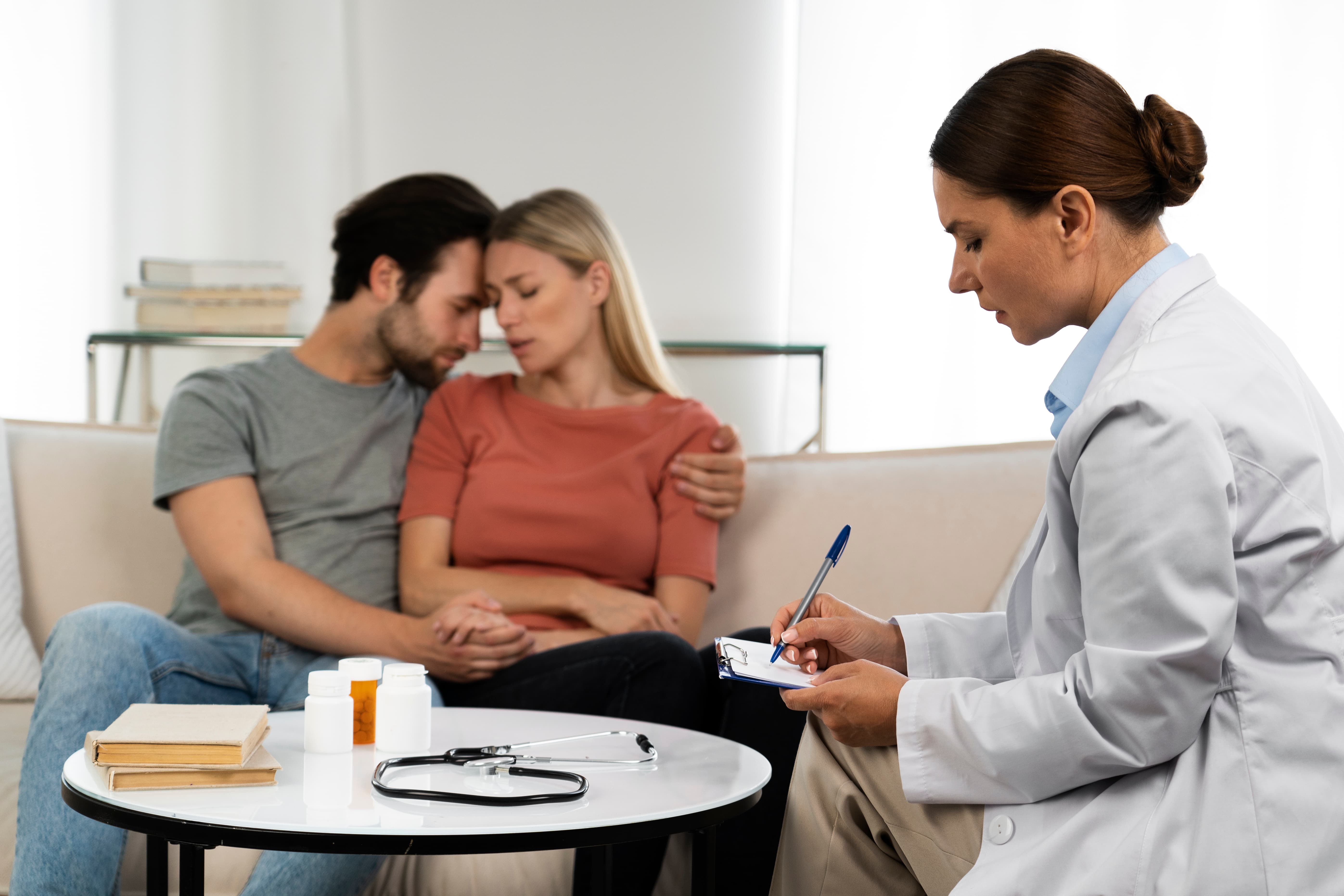 انجام مشاوره ژنتیک قبل بارداری برای یک زوج